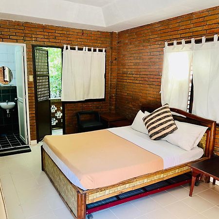 Marina Palawan Boutique Nature Resort Puerto Princesa Kültér fotó